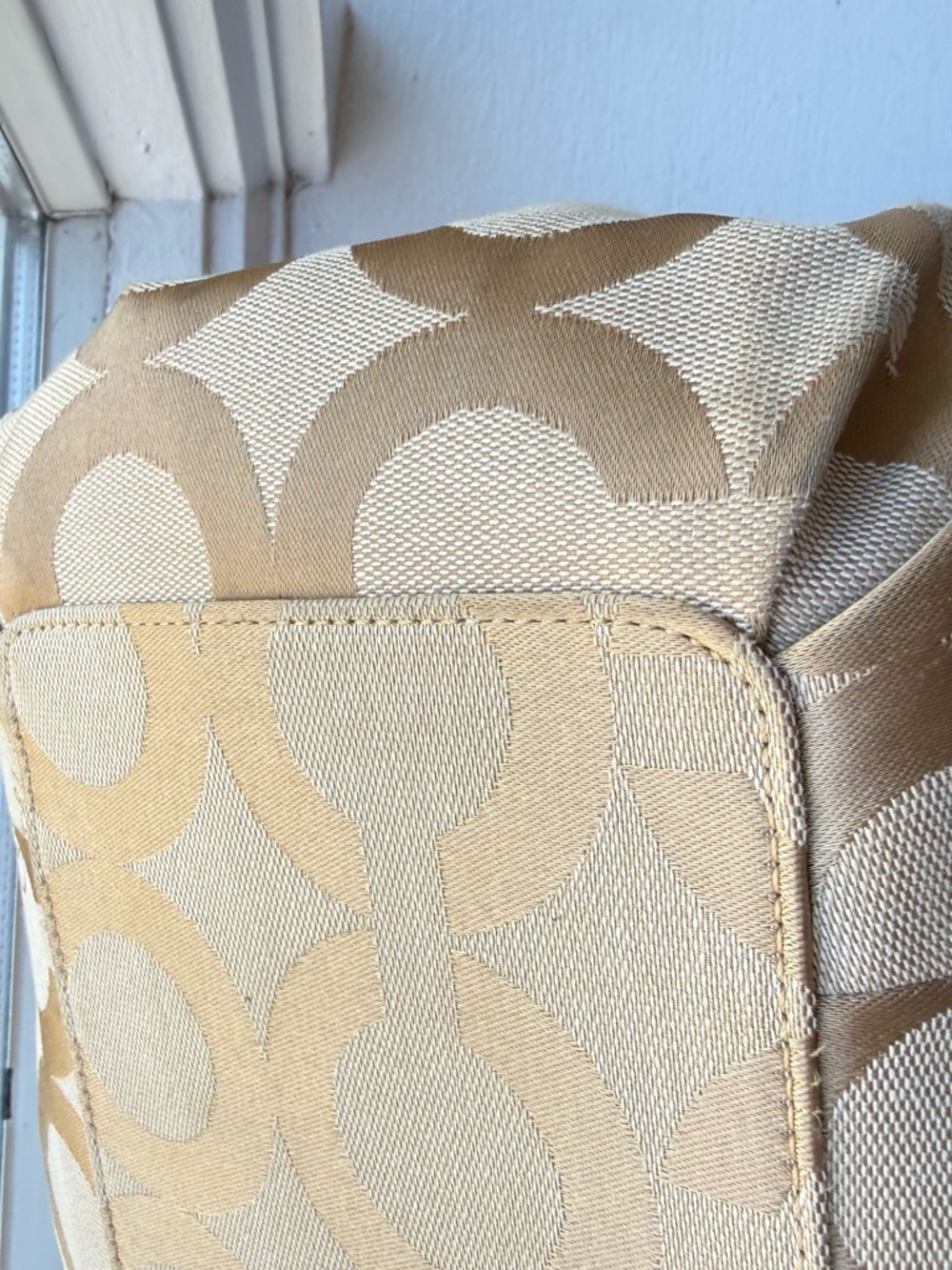 Coach jacquard kiss lock bag - Picture 5 of 12